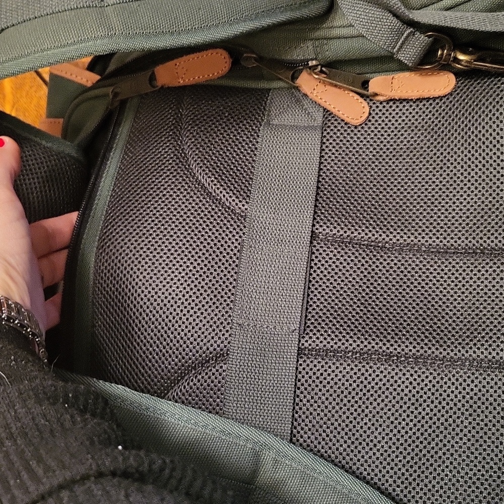 BUSHNELL Magnify Life Green/Tan Backpack - Picture 11 of 14